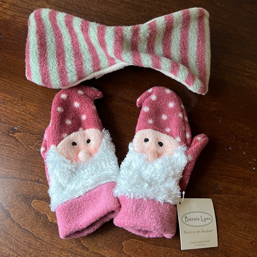 Russ Bonnie Lynn Peace in the Meadow Mittens and Headband